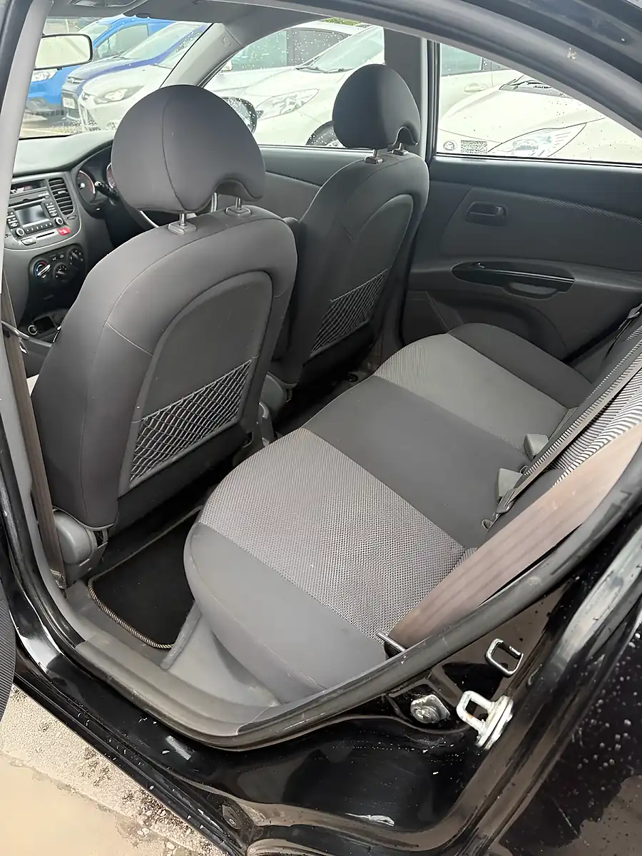 Used 2009 Kia Rio 2 Black - Interior and Exterior details 6