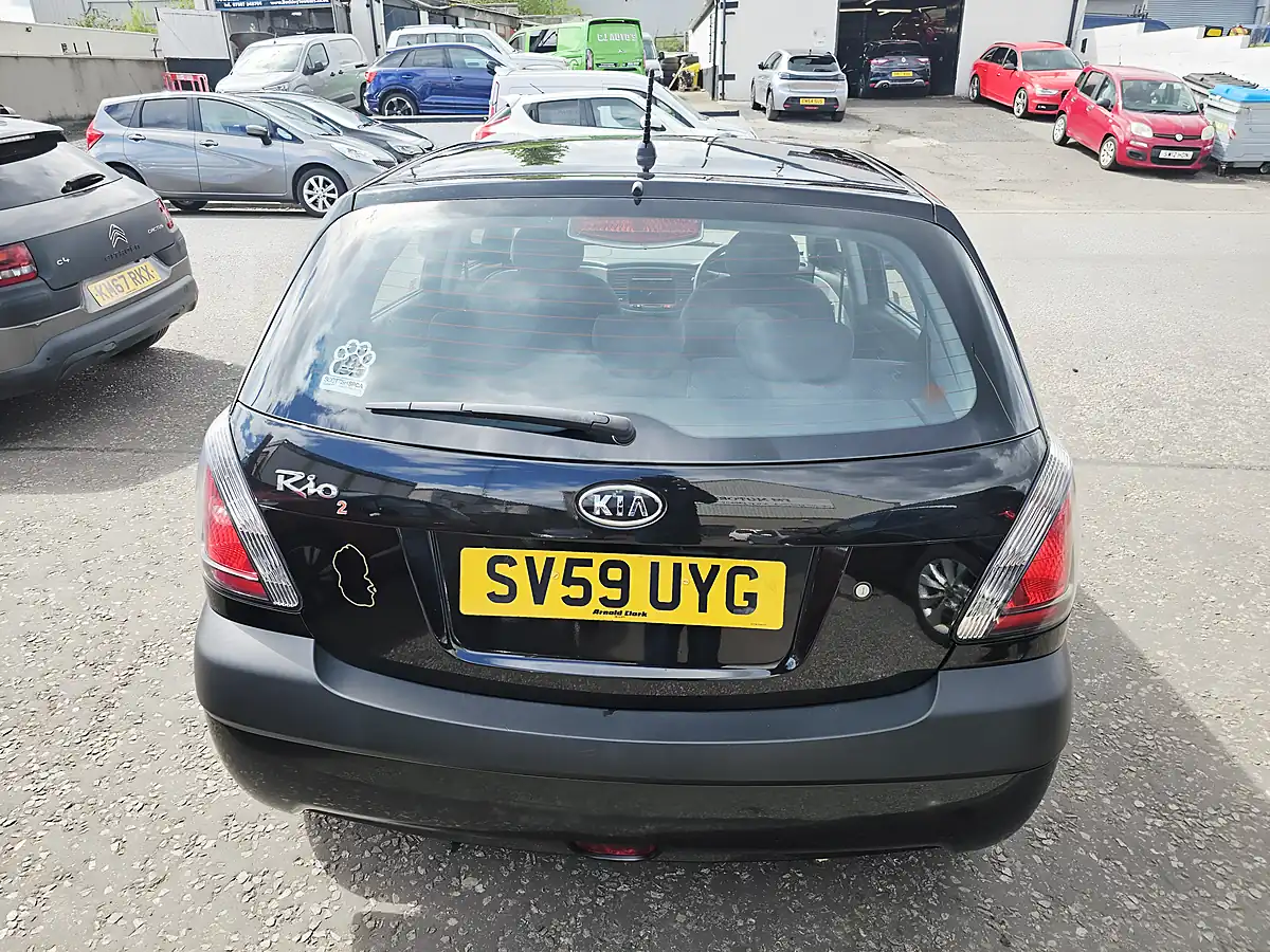 Used 2009 Kia Rio Black - Interior and Exterior details 4