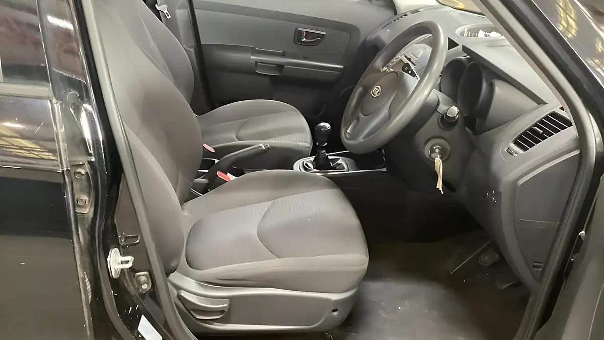 Used 2009 Kia Soul 1 Black - Interior and Exterior details 10