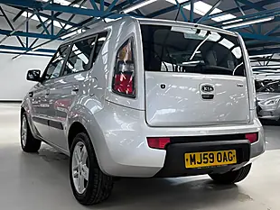Used 2009 Kia Soul 2 Silver - Interior and Exterior details 10