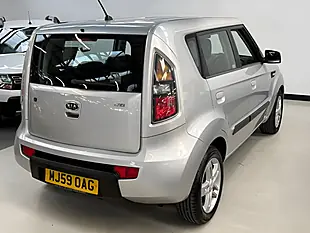 Used 2009 Kia Soul 2 Silver - Interior and Exterior details 12