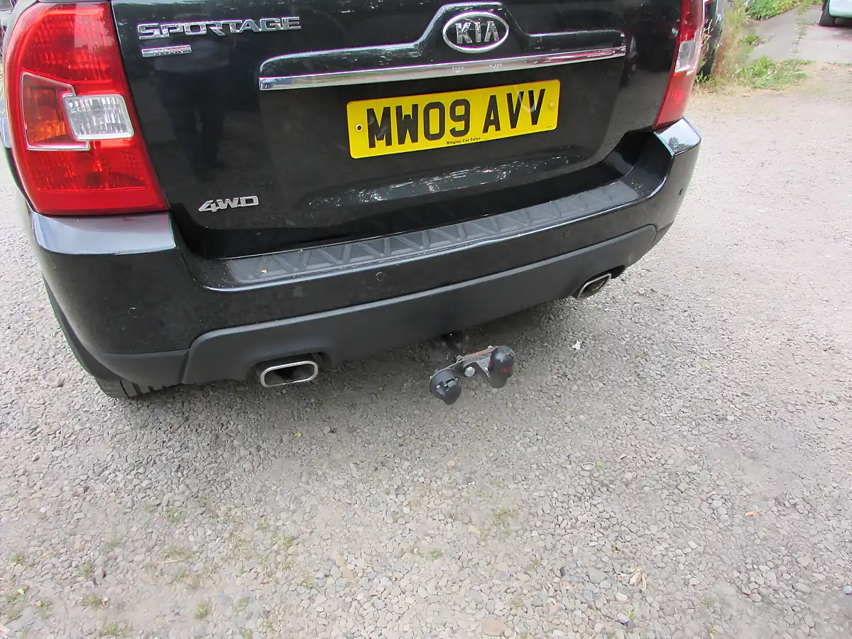 Used 2009 Kia Sportage Titan Black - Interior and Exterior details 6