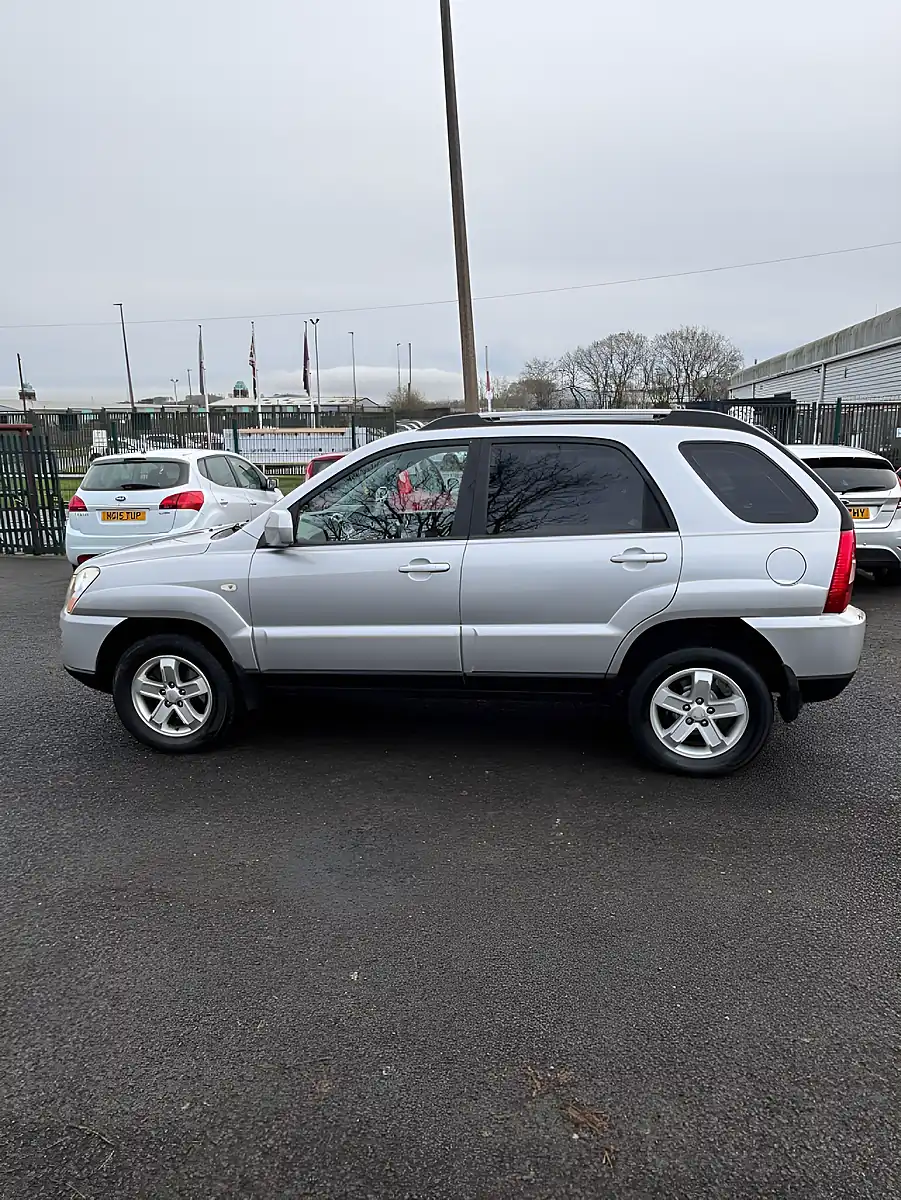 Used 2009 Kia Sportage Xs 4WD Silver - Interior and Exterior details 4