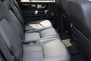 Used 2009 Land Rover Discovery 4 Hse Black - Interior and Exterior details 12