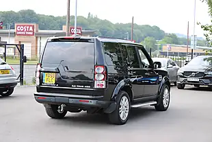 Used 2009 Land Rover Discovery 4 Hse Black - Interior and Exterior details 3