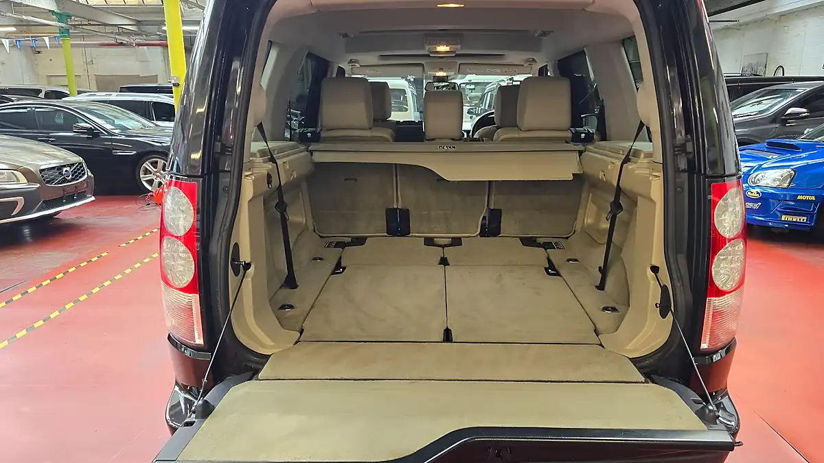 Used 2009 Land Rover Discovery 4 Hse Brown - Interior and Exterior details 14