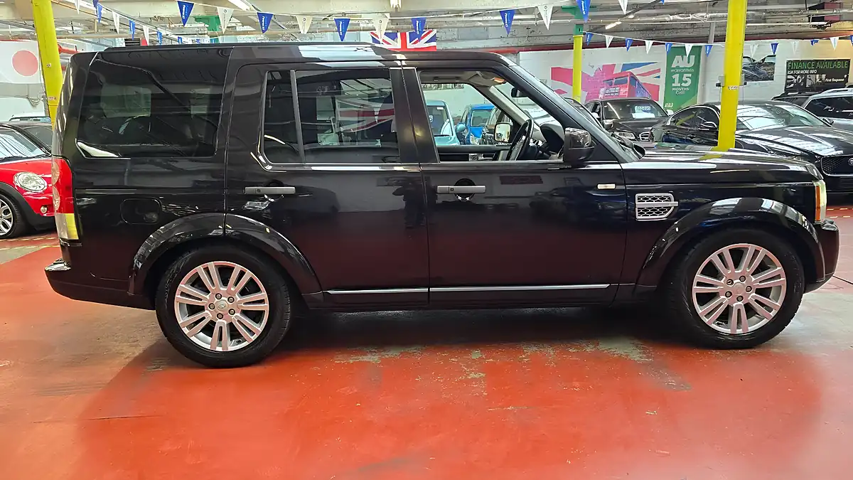Used 2009 Land Rover Discovery 4 Hse Brown - Interior and Exterior details 17