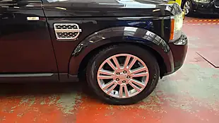Used 2009 Land Rover Discovery 4 Hse Brown - Interior and Exterior details 19