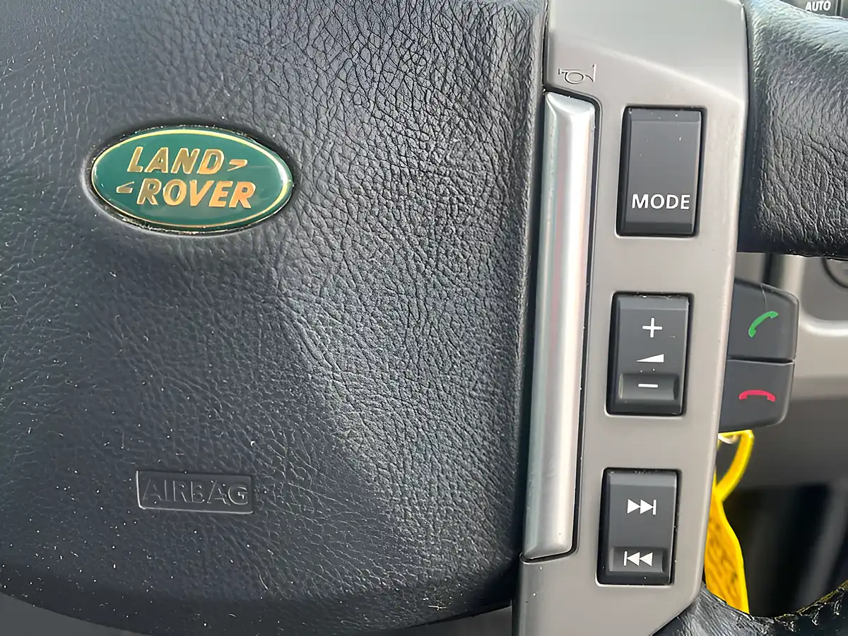 Used 2009 Land Rover Discovery Xs Grey - Interior and Exterior details 12