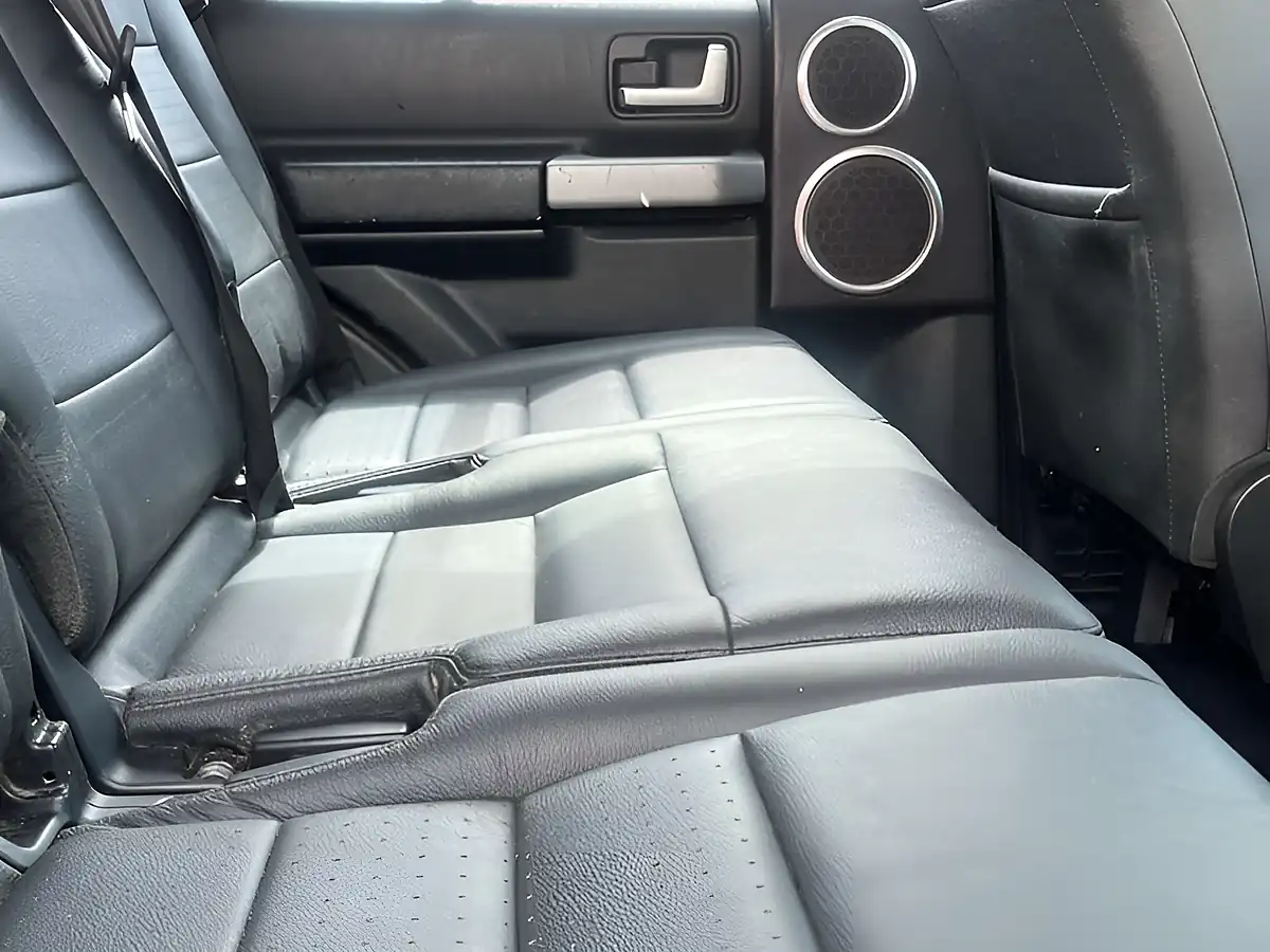 Used 2009 Land Rover Discovery Xs Grey - Interior and Exterior details 17