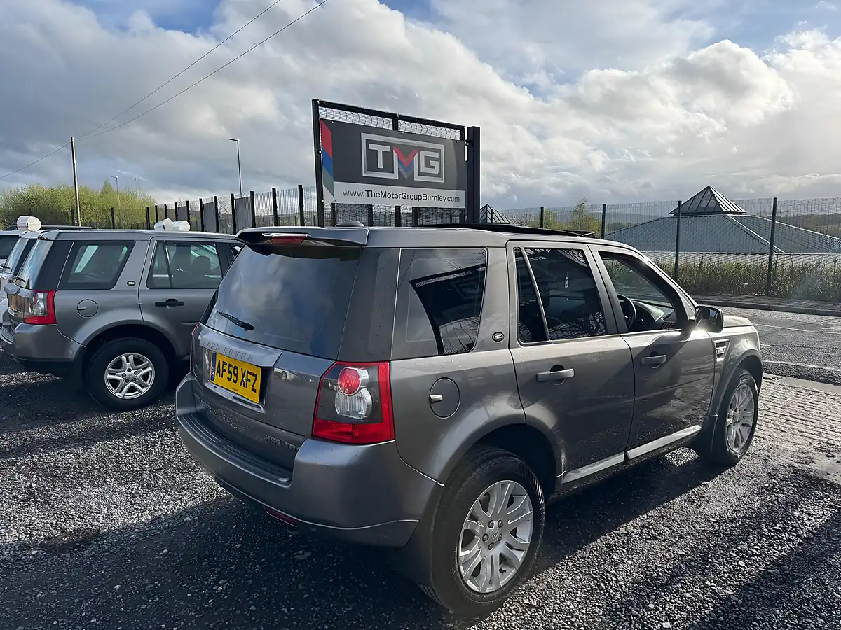 Used 2009 Land Rover Freelander 2 Hse Grey - Interior and Exterior details 11