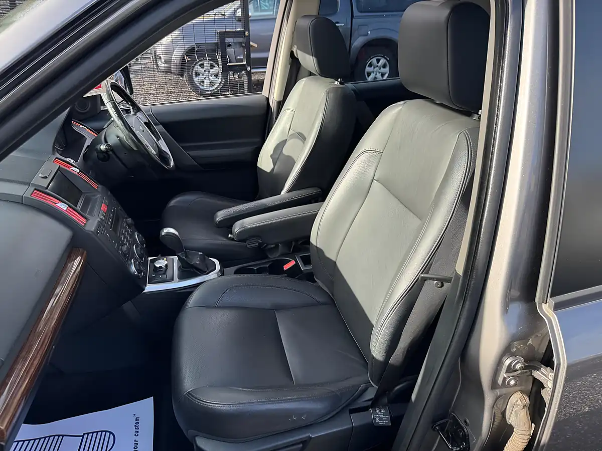 Used 2009 Land Rover Freelander 2 Hse Grey - Interior and Exterior details 17