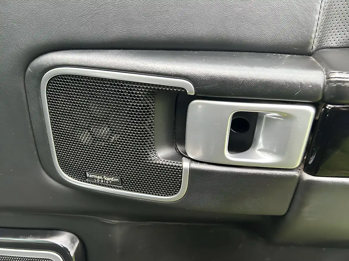 Used 2009 Land Rover Range Rover Autobiography Black - Interior and Exterior details 11