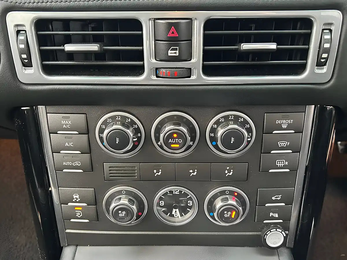 Used 2009 Land Rover Range Rover Autobiography Black - Interior and Exterior details 15