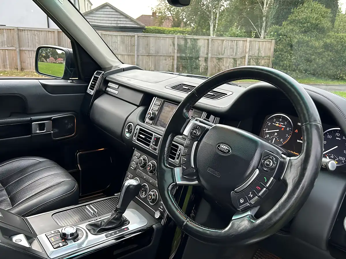 Used 2009 Land Rover Range Rover Autobiography Black - Interior and Exterior details 16
