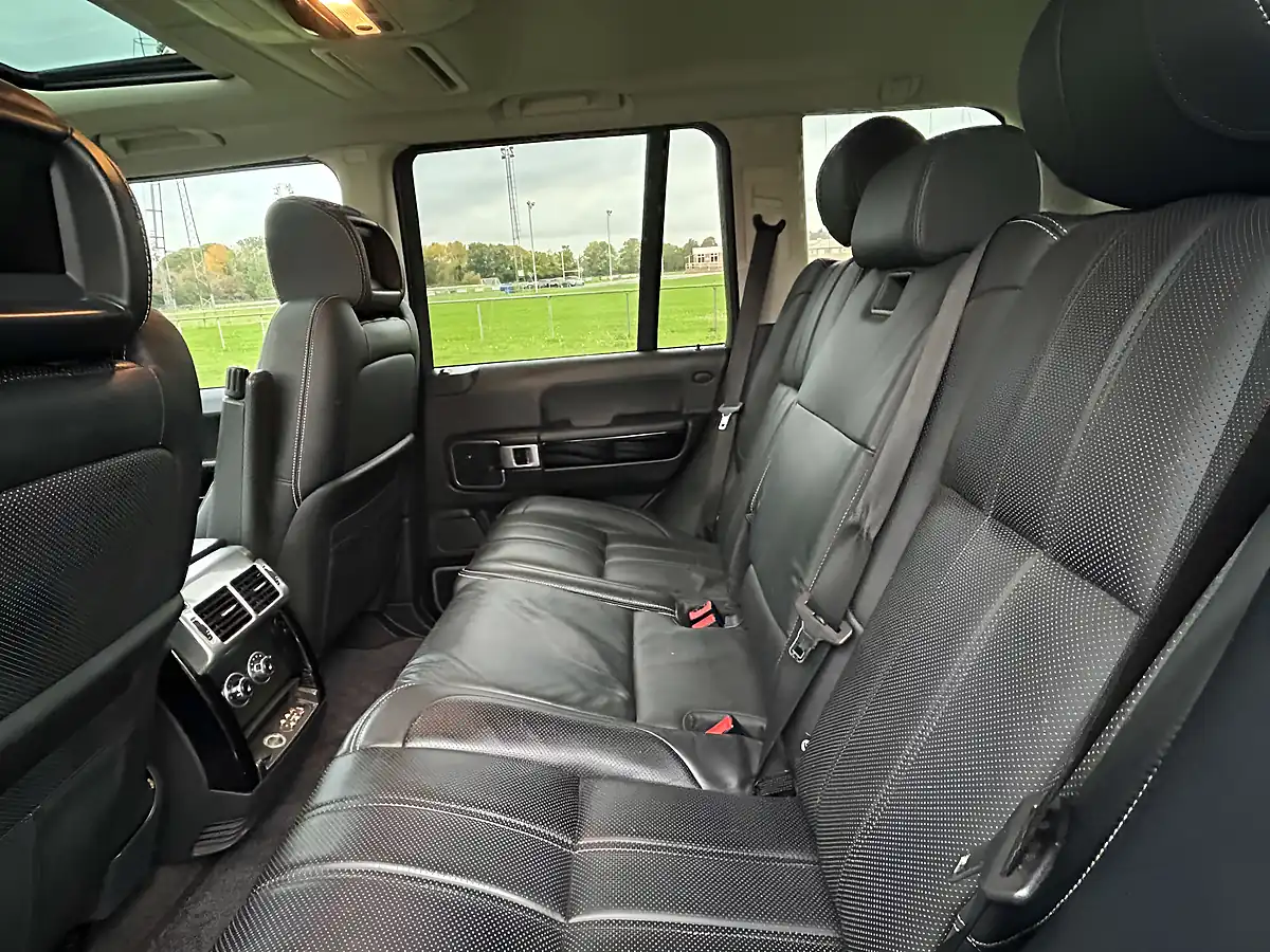 Used 2009 Land Rover Range Rover Autobiography Black - Interior and Exterior details 19