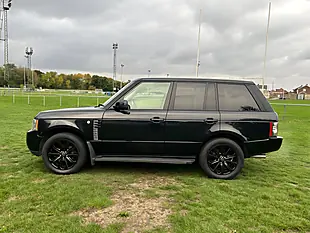 Used 2009 Land Rover Range Rover Autobiography Black - Interior and Exterior details 8