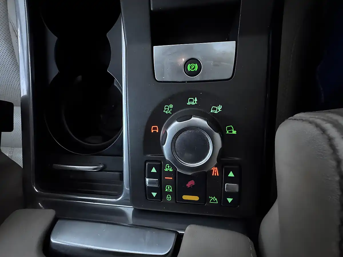 Used 2009 Land Rover Range Rover Sport Hse Black - Interior and Exterior details 17