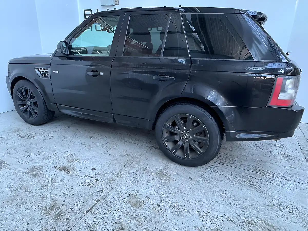 Used 2009 Land Rover Range Rover Sport Hse Black - Interior and Exterior details 5