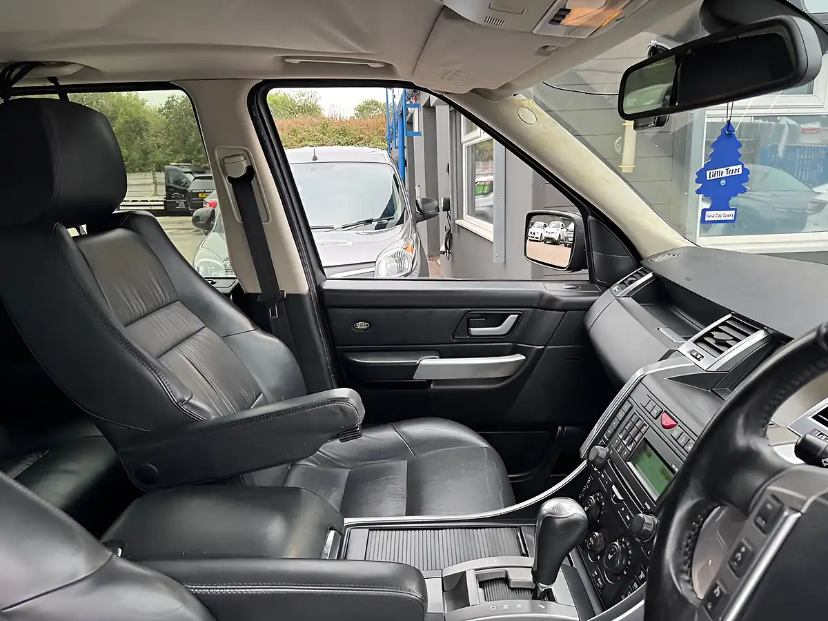 Used 2009 Land Rover Range Rover Sport Hse Black - Interior and Exterior details 13