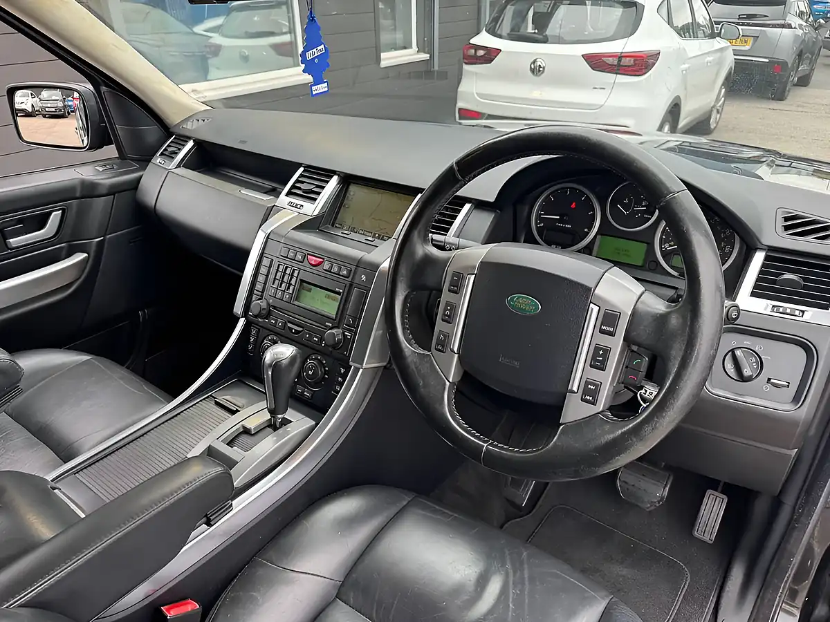 Used 2009 Land Rover Range Rover Sport Hse Black - Interior and Exterior details 15