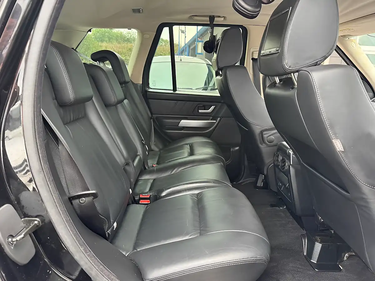 Used 2009 Land Rover Range Rover Sport Hse Black - Interior and Exterior details 17