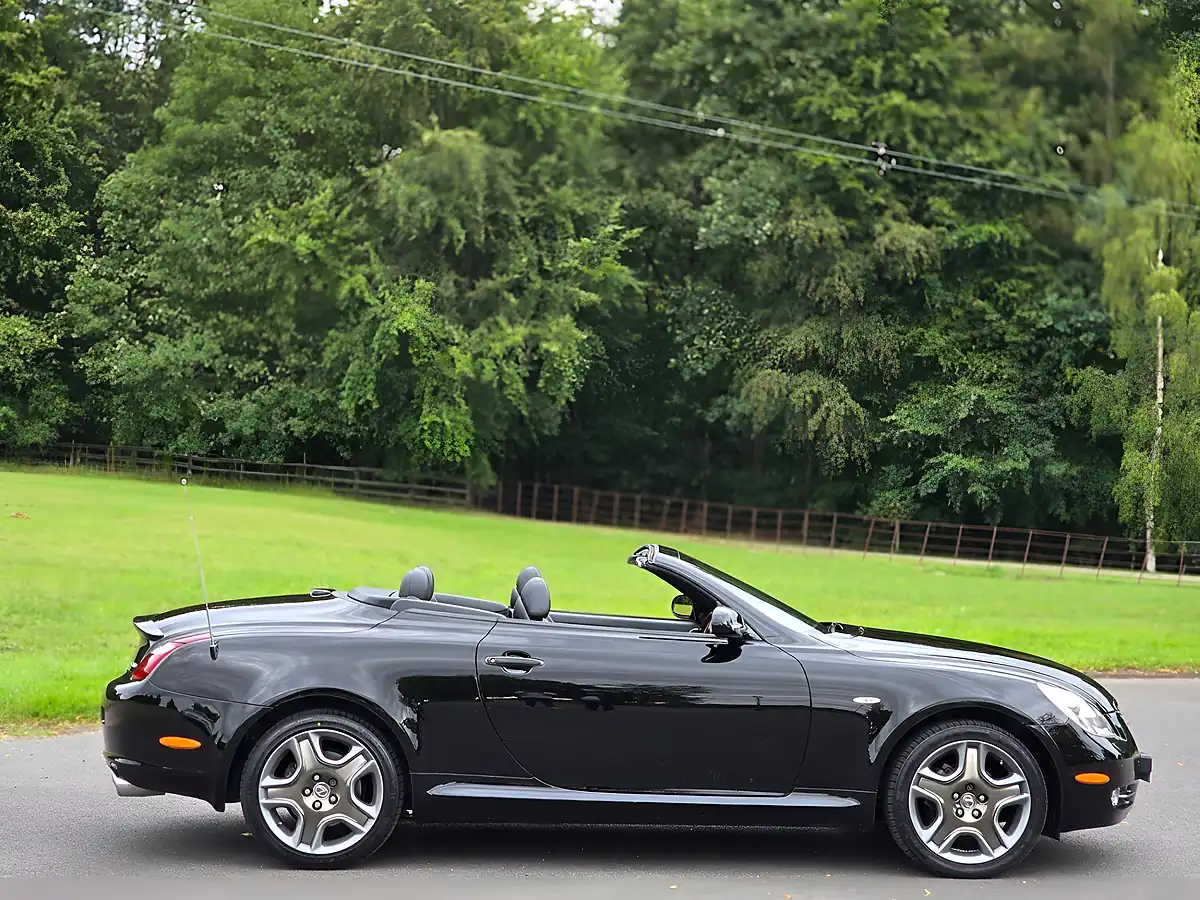Used 2009 Lexus Sc 430 Black - Interior and Exterior details 4