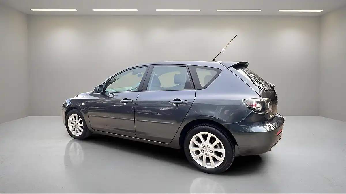 Used 2009 Mazda Mazda3 Takara Grey - Interior and Exterior details 10