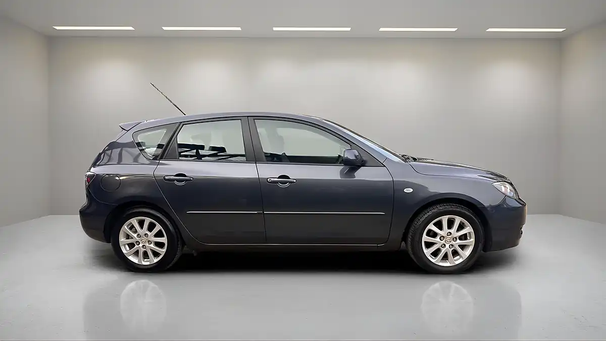 Used 2009 Mazda Mazda3 Takara Grey - Interior and Exterior details 20