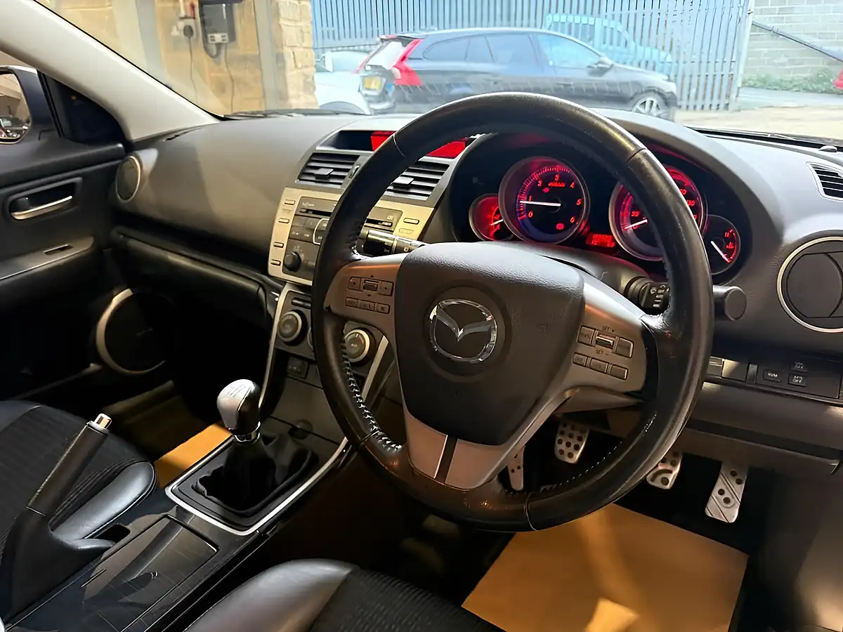 Used 2009 Mazda Mazda6 Sport White - Interior and Exterior details 11