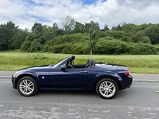 Used 2009 Mazda MX-5 Se Blue - Interior and Exterior details 4