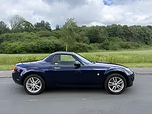 Used 2009 Mazda MX-5 Se Blue - Interior and Exterior details 7