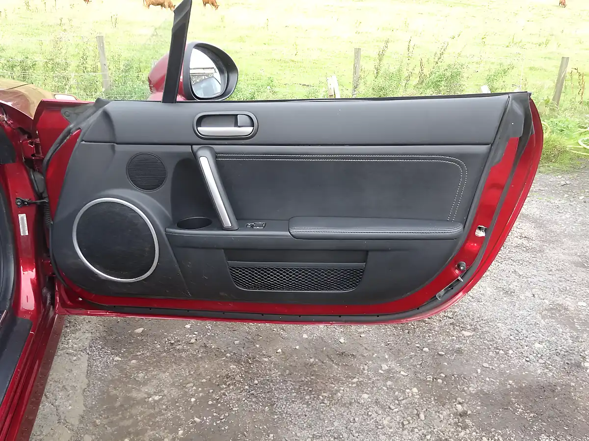 Used 2009 Mazda MX-5 Sport Tech Red - Interior and Exterior details 16