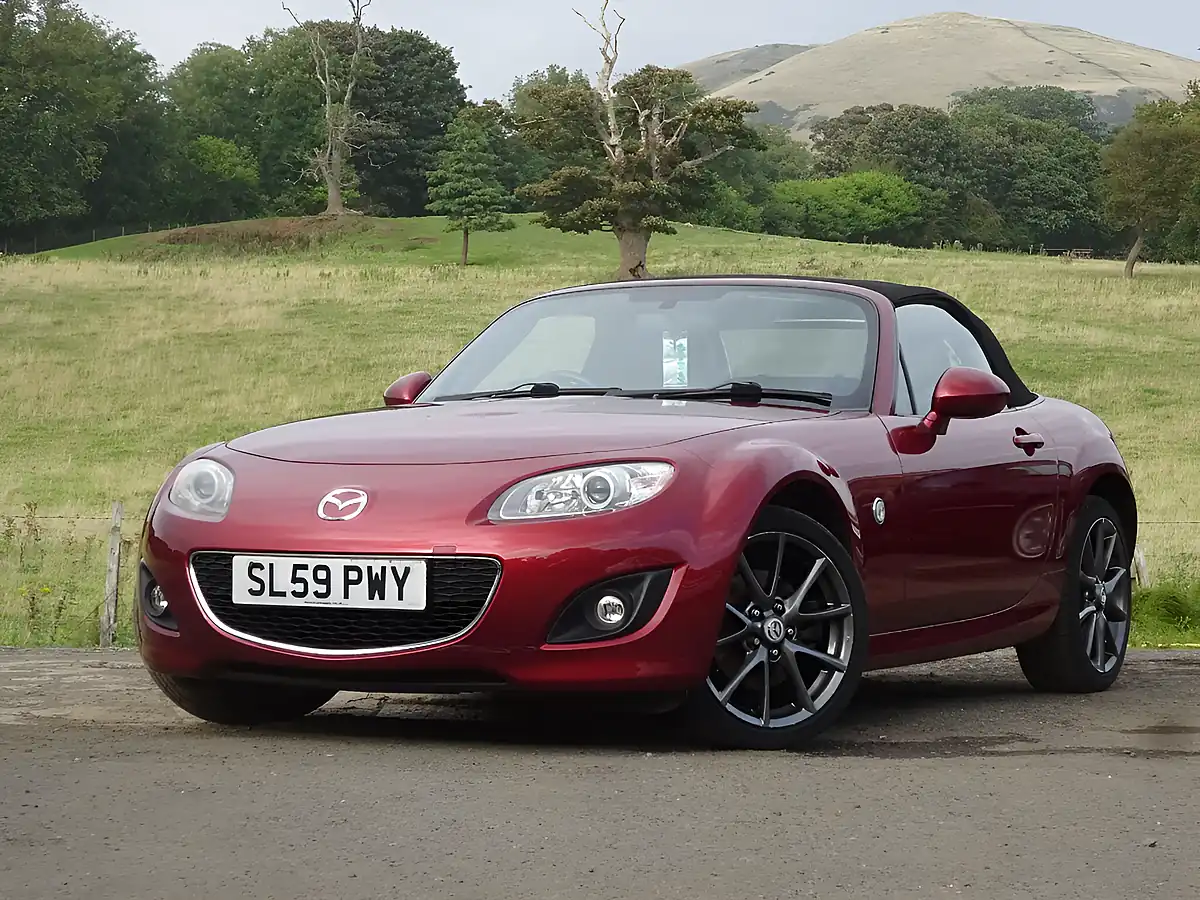 Used 2009 Mazda MX-5 Sport Tech Red - Interior and Exterior details 2