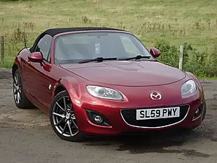 Used 2009 Mazda MX-5 Sport Tech Red - Interior and Exterior details 8
