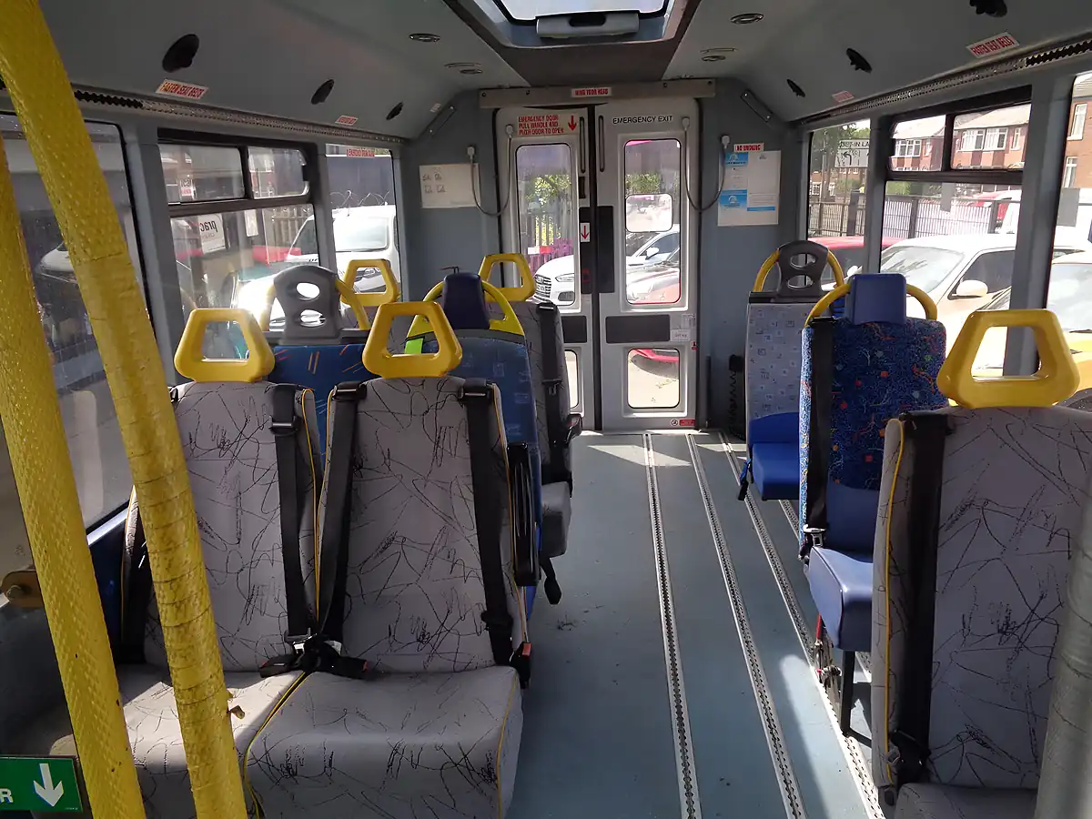 Used 2009 Mercedes-Benz 207 Minibus White - Interior and Exterior details 10