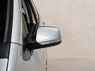 Used 2009 Mercedes-Benz a-Class Classic Se Polar Silver - Interior and Exterior details 8