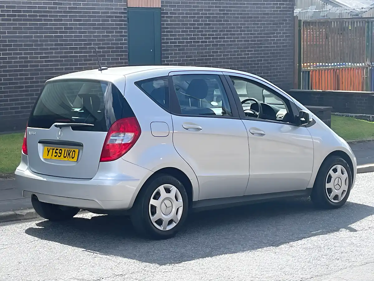 Used 2009 Mercedes-Benz a Class Classic Se Silver - Interior and Exterior details 4