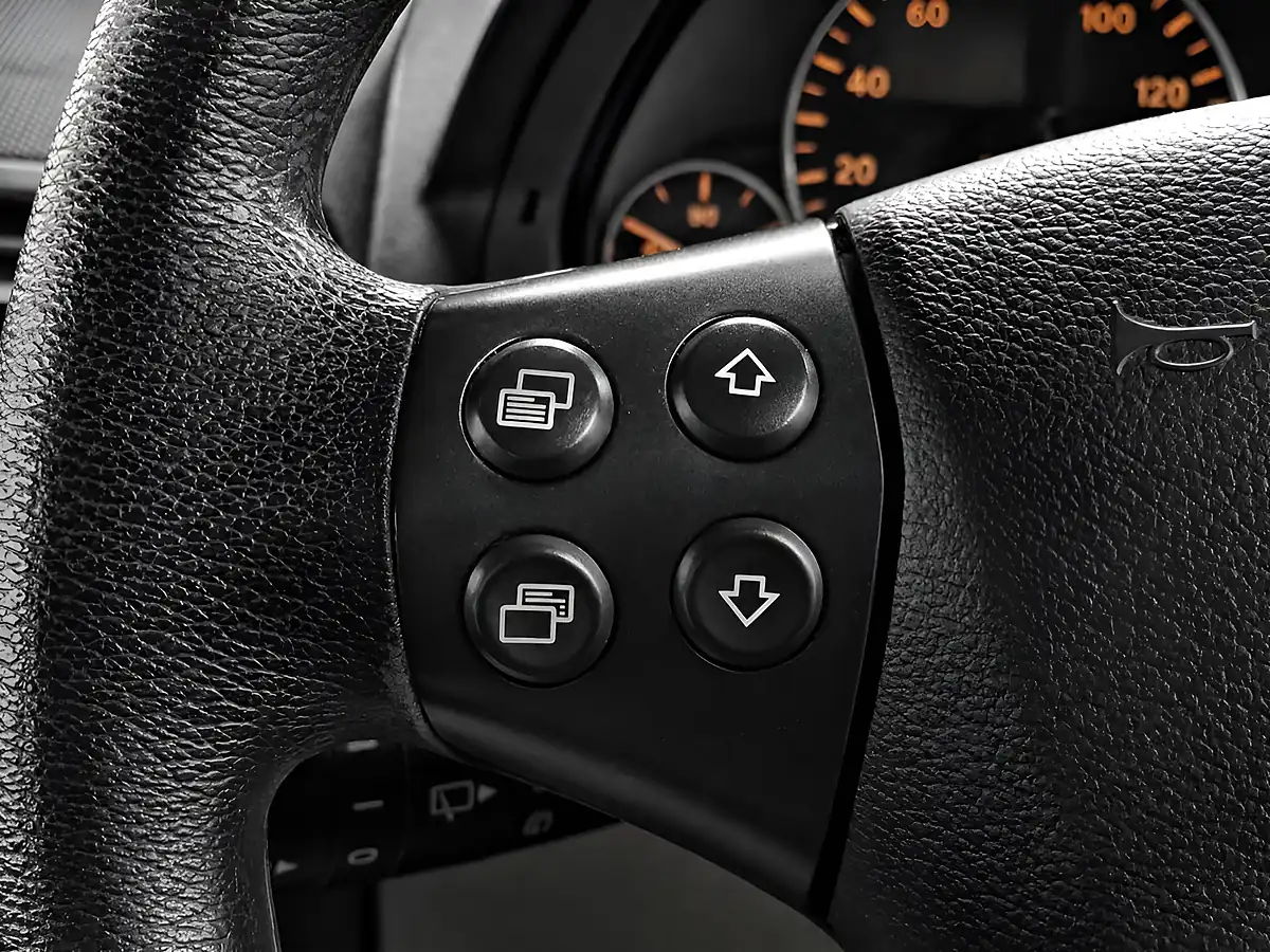 Used 2009 Mercedes-Benz a Class Classic Se Steppe Brown - Interior and Exterior details 18