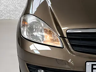 Used 2009 Mercedes-Benz a Class Classic Se Steppe Brown - Interior and Exterior details 6