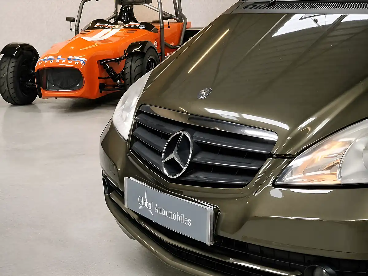 Used 2009 Mercedes-Benz a Class Classic Se Steppe Brown - Interior and Exterior details 7