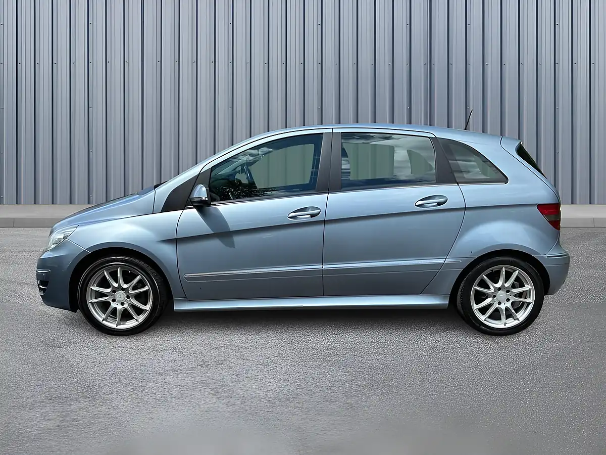 Used 2009 Mercedes-Benz B Class Sport Blue - Interior and Exterior details 8