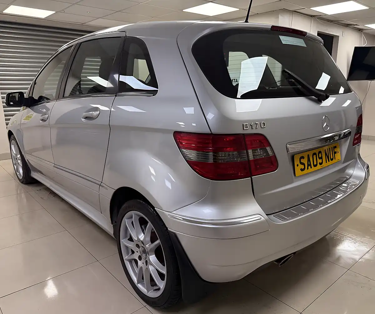 Used 2009 Mercedes-Benz B Class Sport Silver - Interior and Exterior details 3