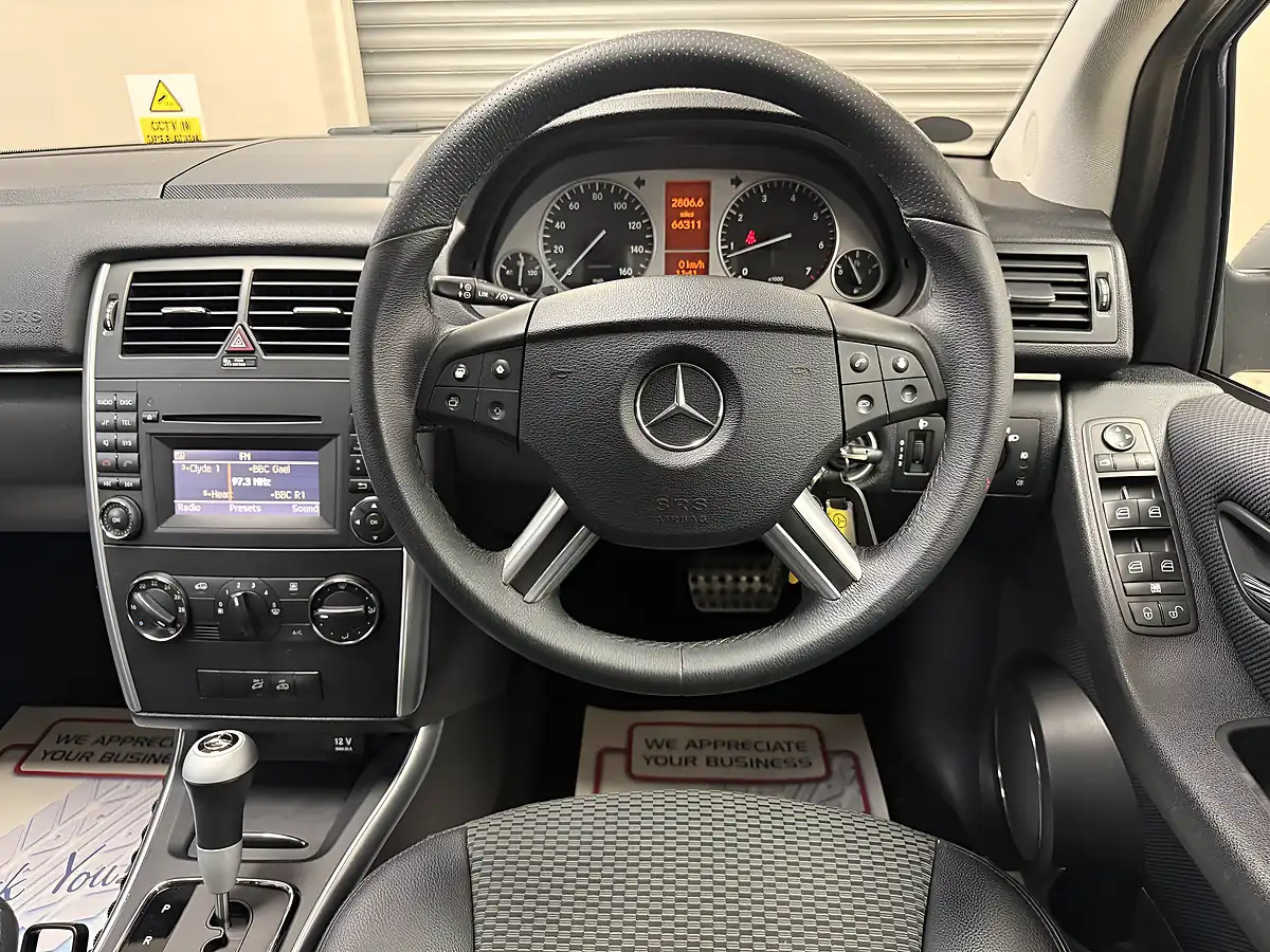 Used 2009 Mercedes-Benz B Class Sport Silver - Interior and Exterior details 6
