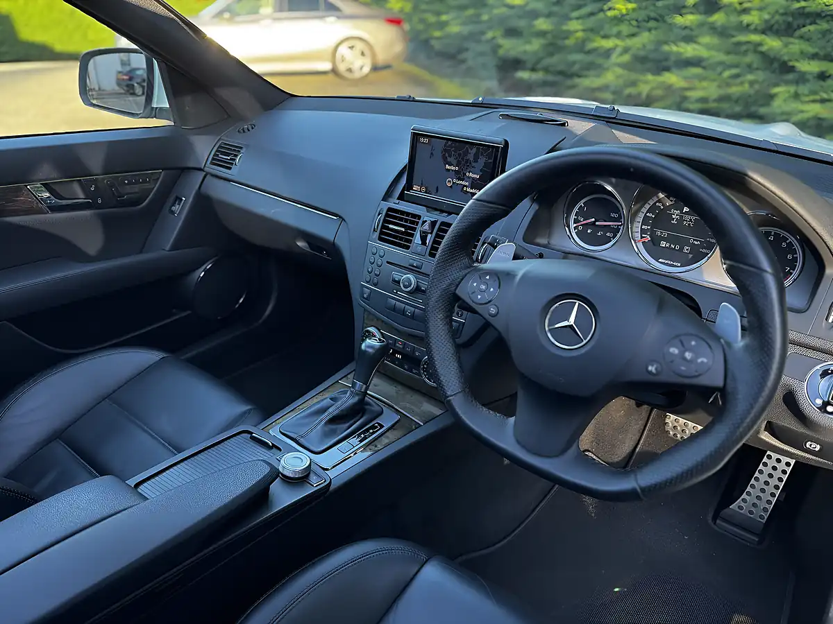 Used 2009 Mercedes-Benz C Class AMG White - Interior and Exterior details 16