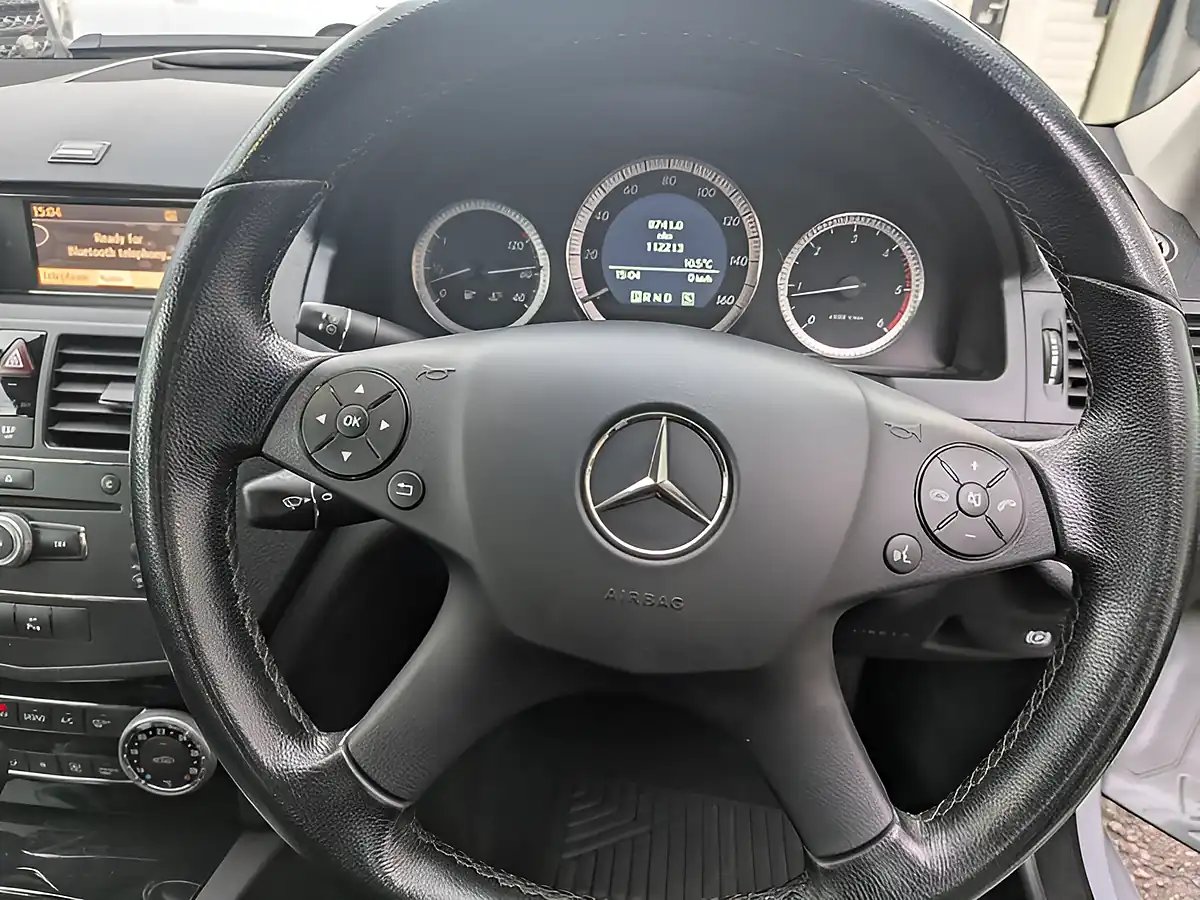 Used 2009 Mercedes-Benz C Class Se Silver - Interior and Exterior details 10