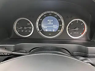 Used 2009 Mercedes-Benz C Class Se Silver - Interior and Exterior details 13