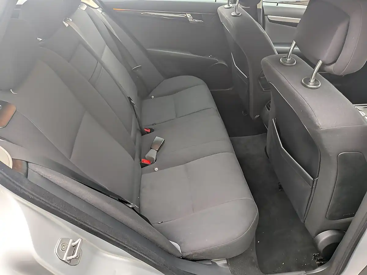 Used 2009 Mercedes-Benz C Class Se Silver - Interior and Exterior details 14