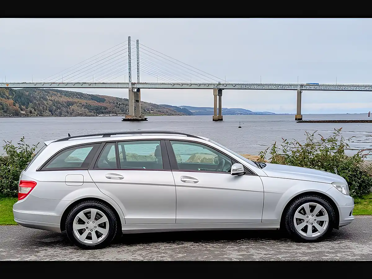 Used 2009 Mercedes-Benz C Class Se Silver - Interior and Exterior details 4