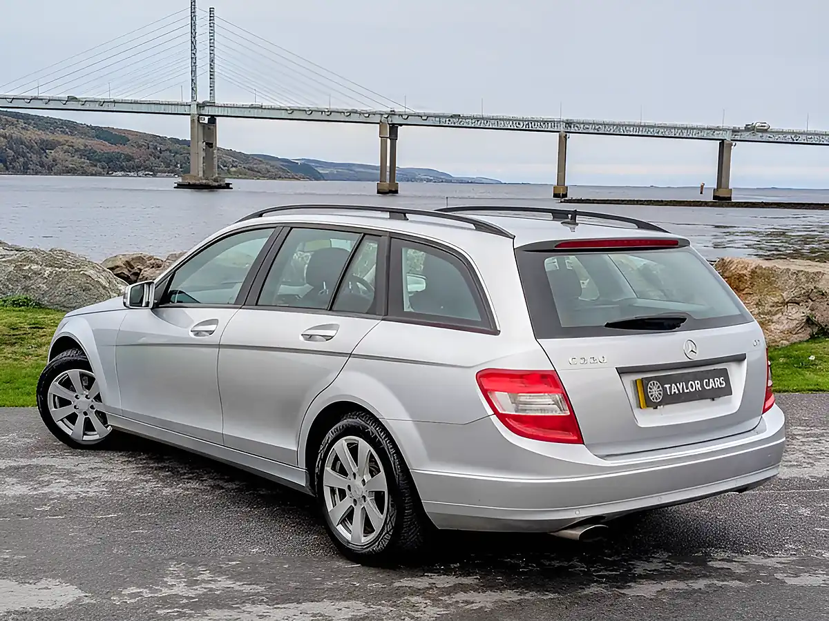 Used 2009 Mercedes-Benz C Class Se Silver - Interior and Exterior details 7